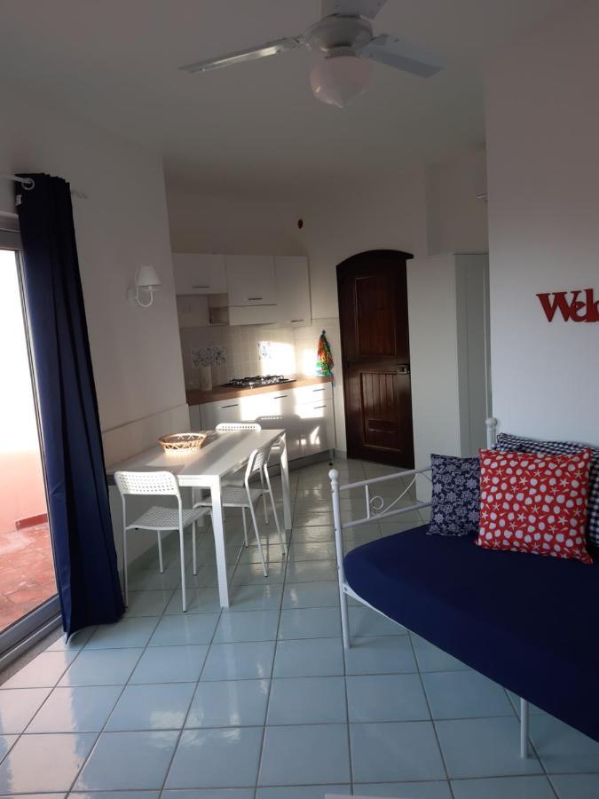 Calarossa Sardinia Apartments Isola Rossa Eksteriør billede
