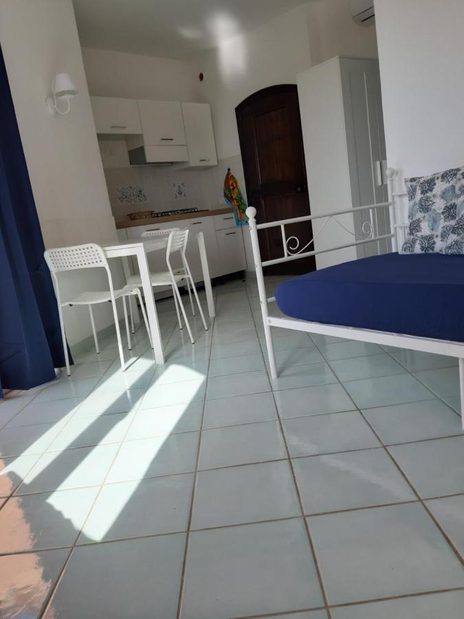 Calarossa Sardinia Apartments Isola Rossa Eksteriør billede