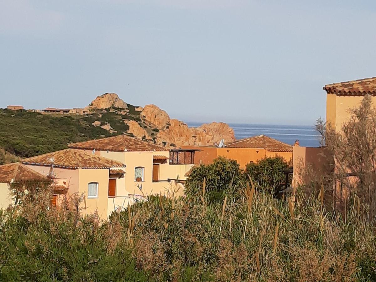 Calarossa Sardinia Apartments Isola Rossa Eksteriør billede