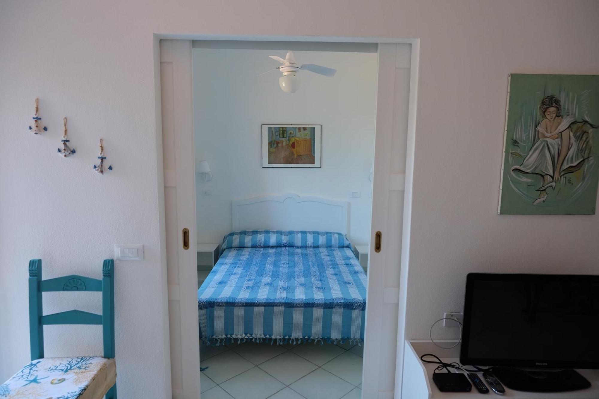 Calarossa Sardinia Apartments Isola Rossa Eksteriør billede