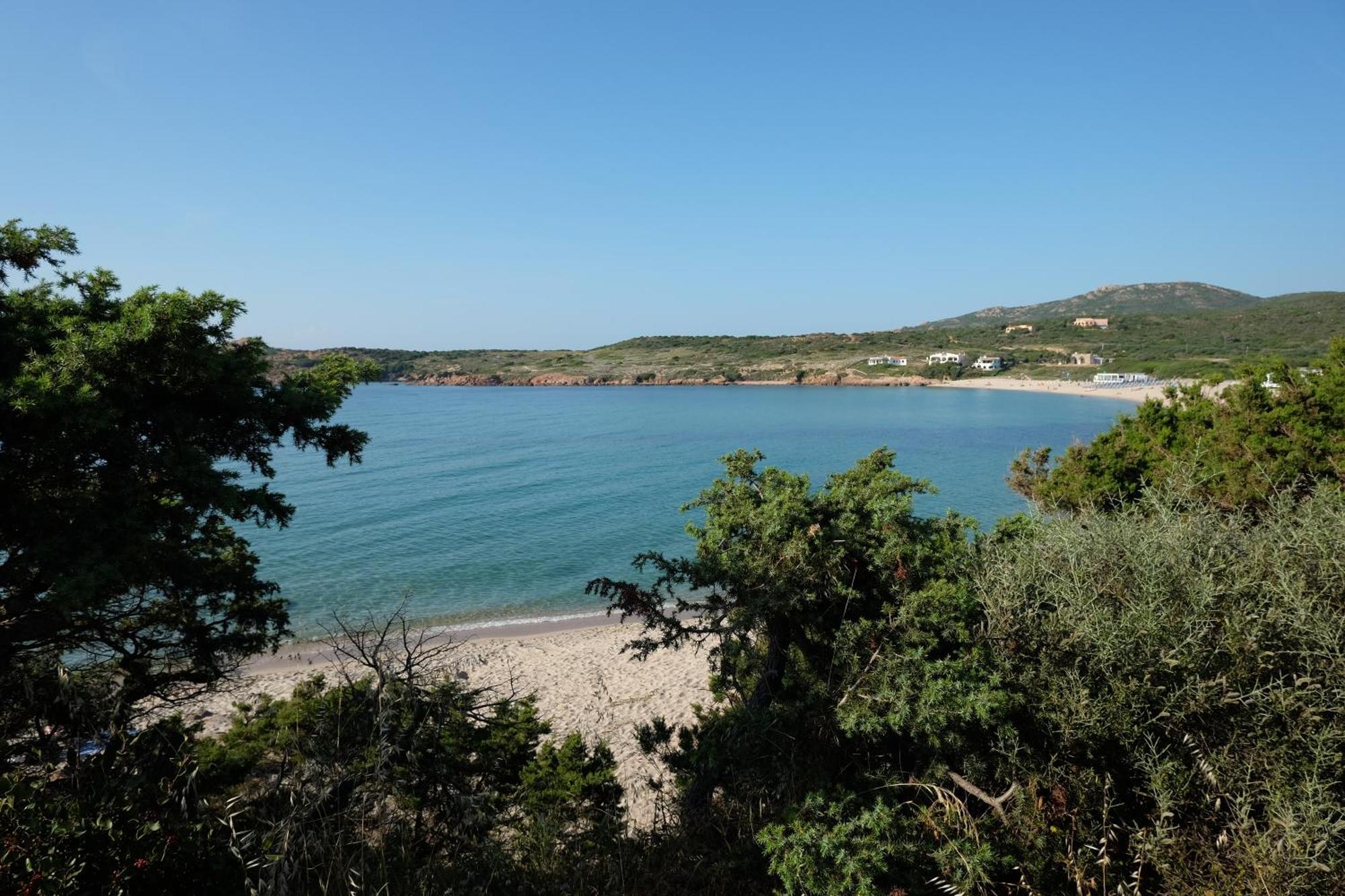 Calarossa Sardinia Apartments Isola Rossa Eksteriør billede